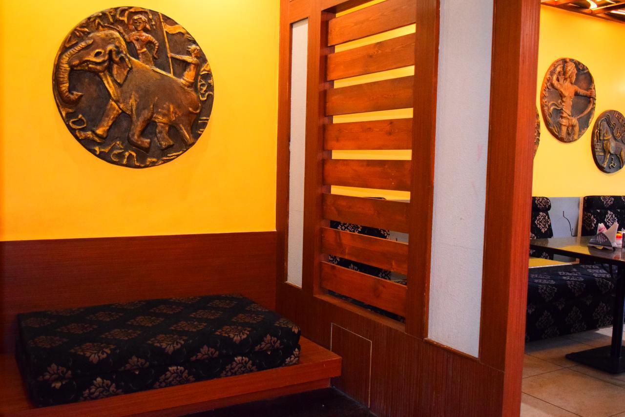 Hotel Chandragupta Ujjain Exterior foto